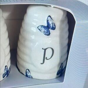 Butterfly Ceramic Salt and Pepper Shaker Set